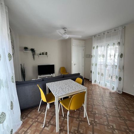 Apartamentos MareaBeach Torremolinos Bagian luar foto