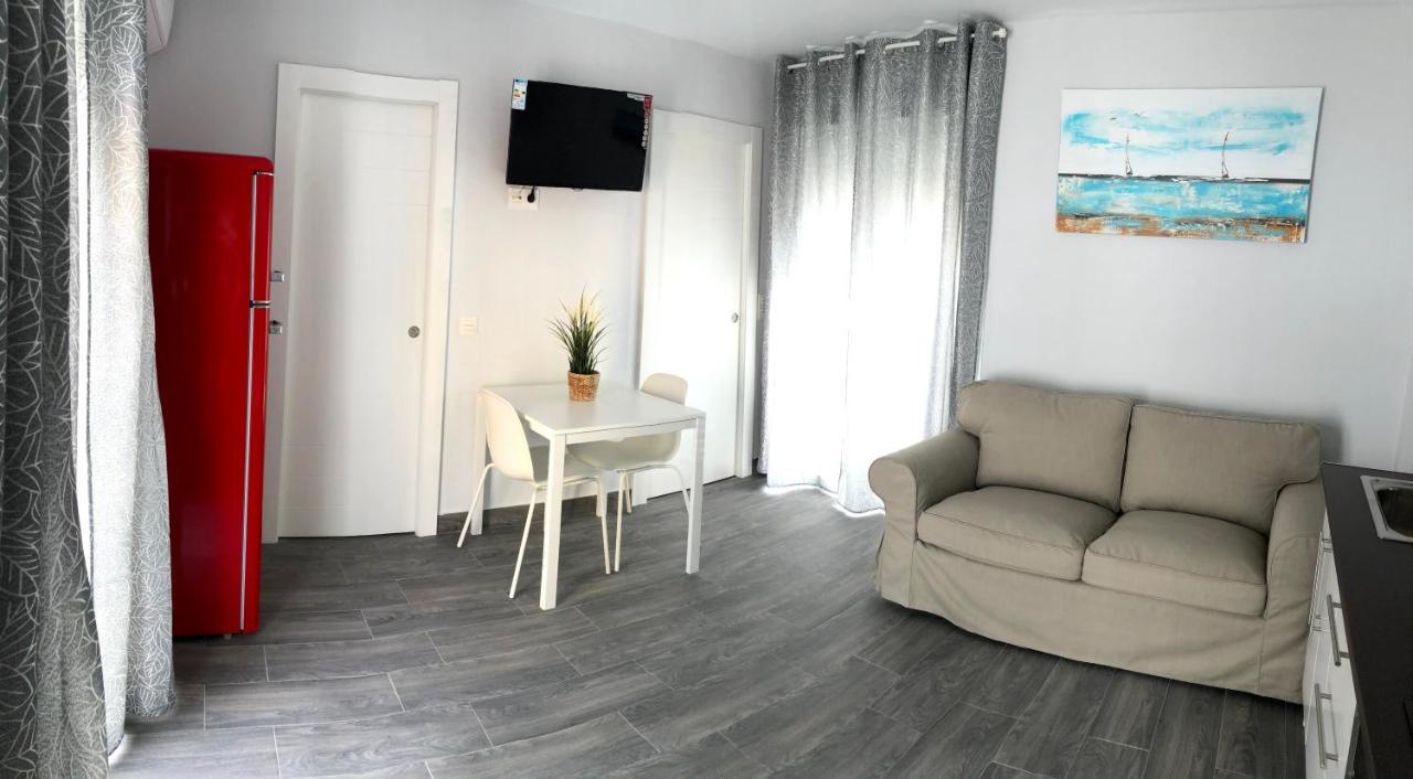 Apartamentos MareaBeach Torremolinos Bagian luar foto