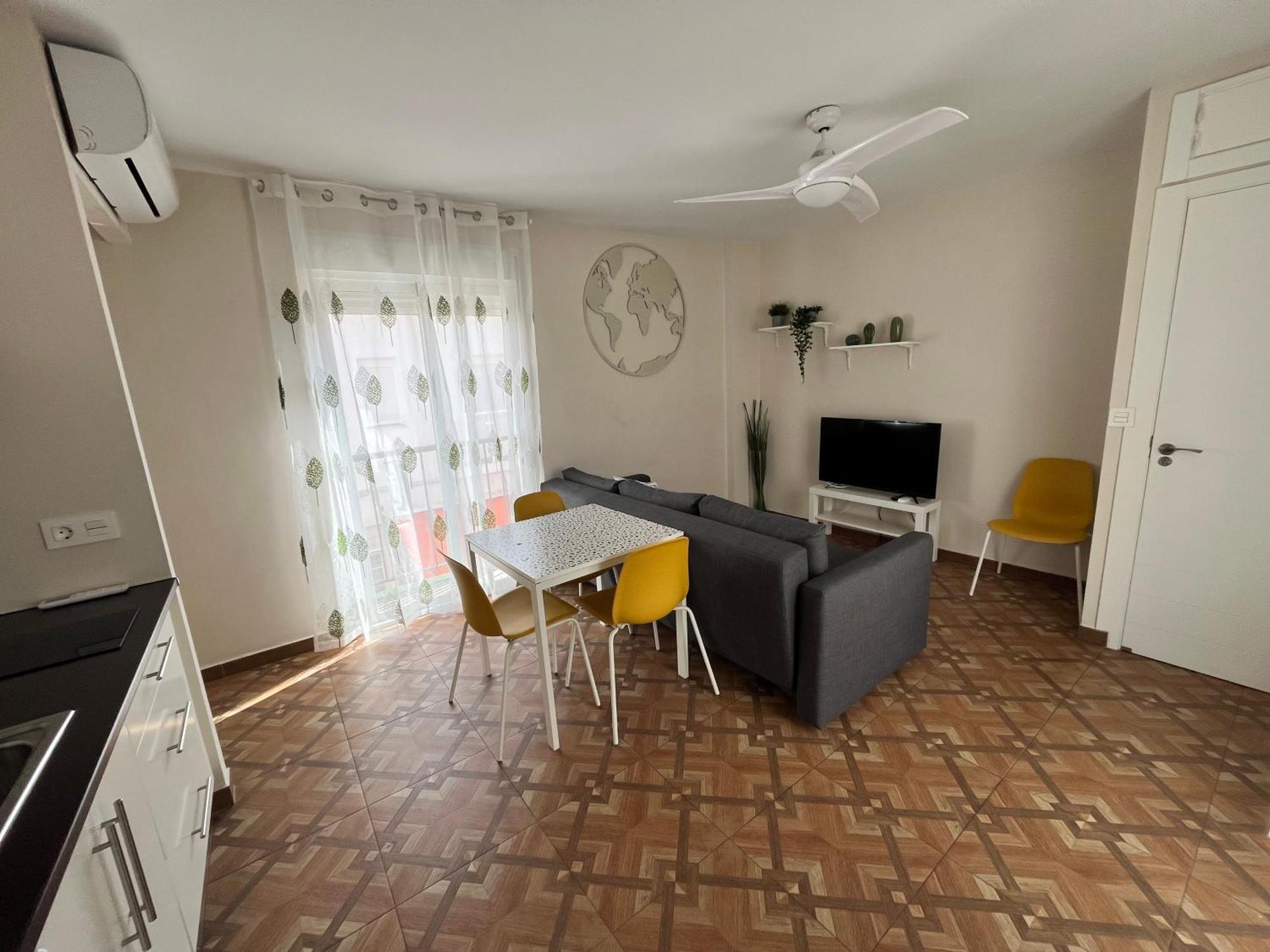 Apartamentos MareaBeach Torremolinos Bagian luar foto